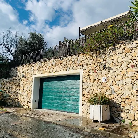 La Casa Del Sole, Holiday home